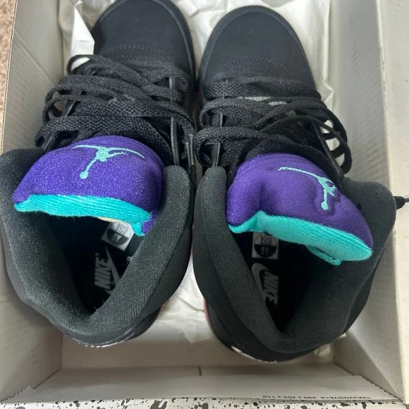 Jordan 5 Retro Top 3 Kids Black Fire Red Grape CZ2989-001 Size 5Y - Picture 8 of 12